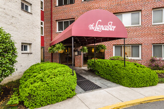 The Lancaster in Arlington, VA - Foto de edificio - Building Photo