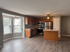 206 N Railroad Ave in Georgetown, DE - Building Photo - Building Photo