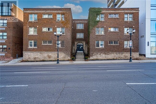 285 King St W in Hamilton, ON - Building Photo - Building Photo