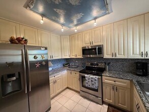 919 Sunridge Dr in Sarasota, FL - Building Photo - Building Photo