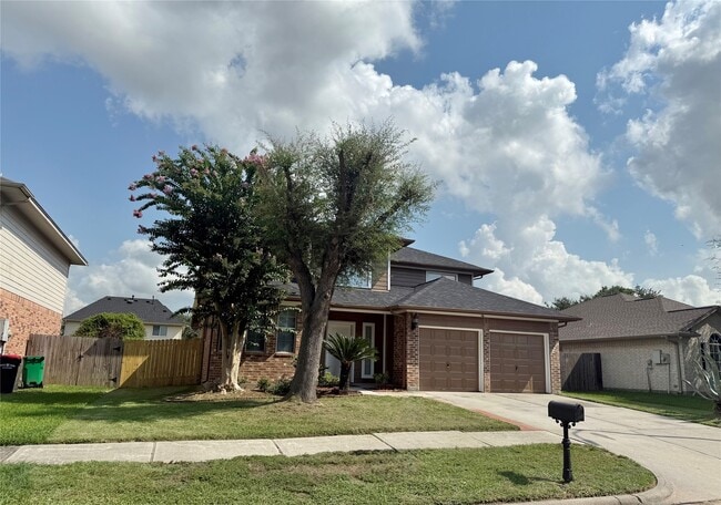 909 Christopher Ln in Baytown, TX - Building Photo - Building Photo