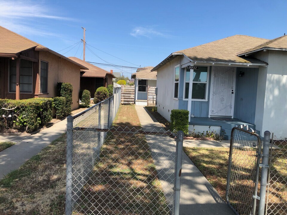 9334 S 6th Ave in Inglewood, CA - Foto de edificio