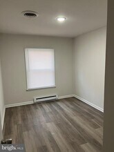 277 Briarwood Cir-Unit -6 in Berkeley Springs, WV - Foto de edificio - Building Photo