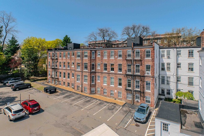 4 Arlington Street in Cambridge, MA - Building Photo - Building Photo