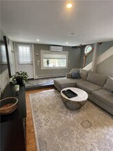 16 Dudley Ave in Newport, RI - Building Photo - Building Photo