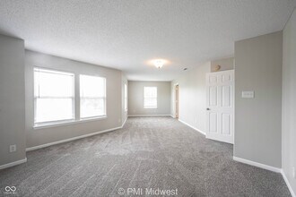7623 Hollow Reed Ct in Noblesville, IN - Building Photo - Building Photo