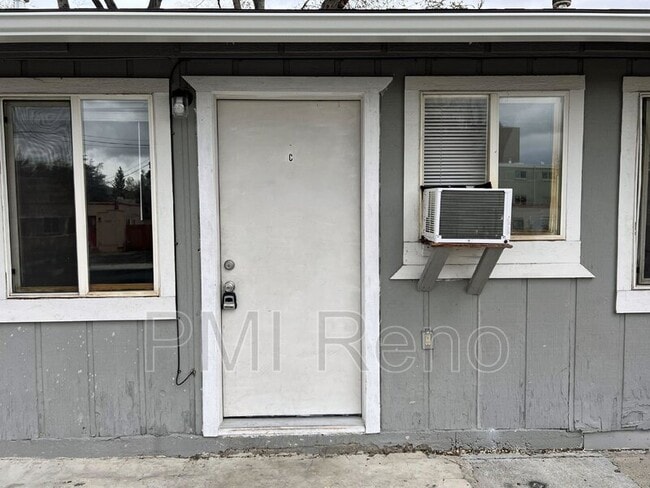 1247 W 1st St in Reno, NV - Building Photo - Building Photo
