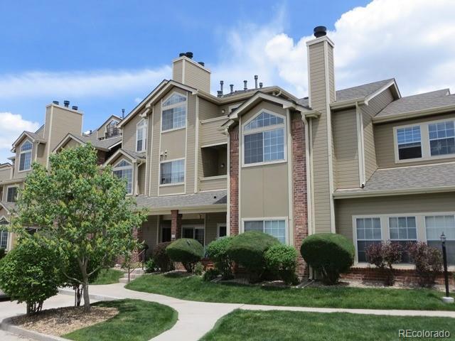 12024 E Hoye Dr in Aurora, CO - Building Photo - Building Photo