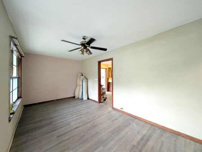 4515 Booker St in Beaumont, TX - Building Photo - Building Photo