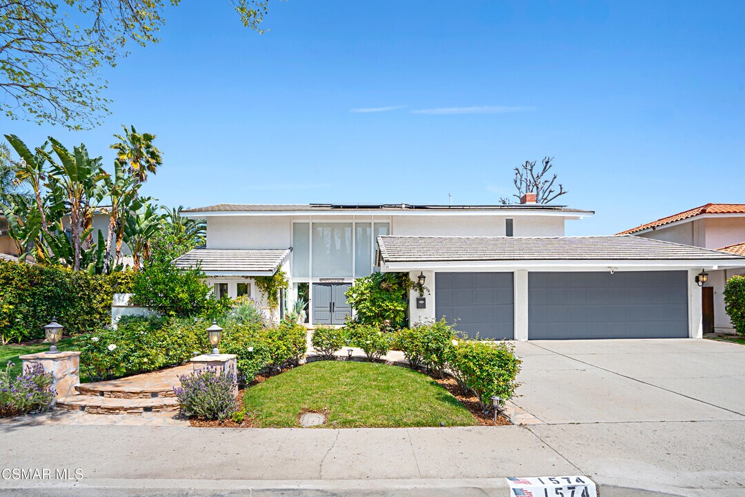 1574 Devonshire Ave in Westlake Village, CA - Building Photo