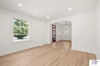 3321 Myrtle Ave in Omaha, NE - Building Photo - Building Photo