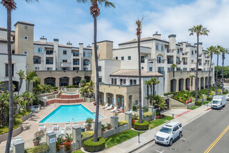 Pier Colony in Huntington Beach, CA - Building Photo - Building Photo