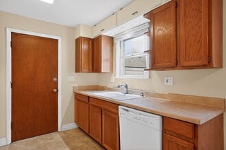 4525 SW 180th Ave in Beaverton, OR - Building Photo - Building Photo