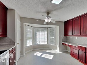 727 Twin Brooks Ct in Marietta, GA - Building Photo - Building Photo
