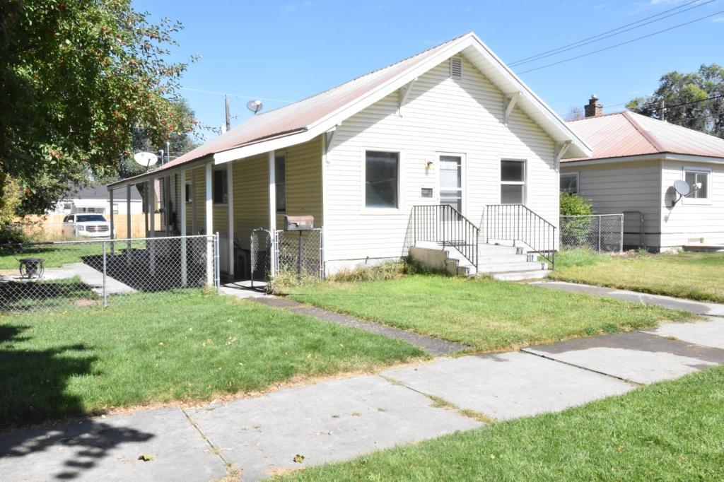 485 10th St in Idaho Falls, ID - Building Photo