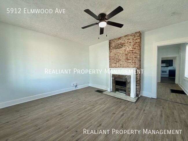 5912 Elmwood Ave in Cincinnati, OH - Building Photo - Building Photo