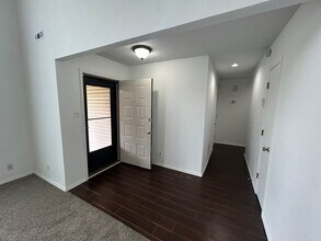 9058 E 94th St in Tulsa, OK - Building Photo - Building Photo