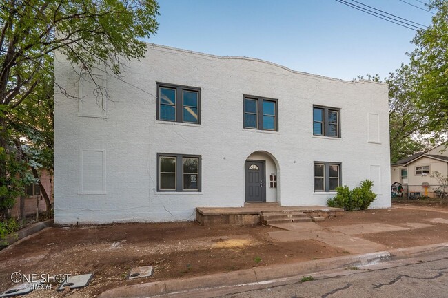 1849 S 5th St in Abilene, TX - Foto de edificio - Building Photo