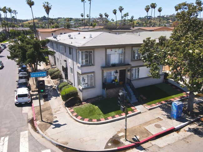 4800 Coliseum St in Los Angeles, CA - Building Photo - Building Photo