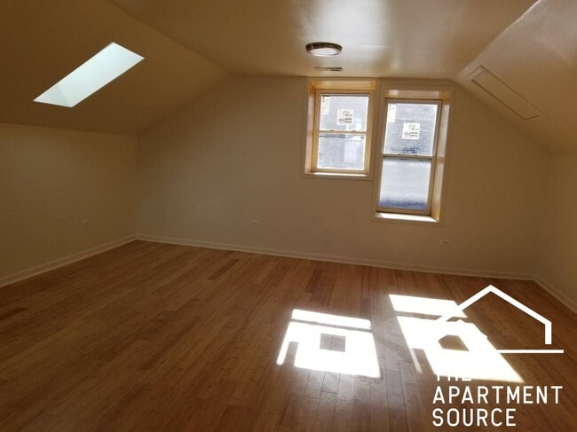 1900 S Throop St in Chicago, IL - Building Photo - Building Photo