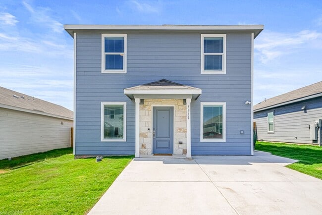 5911 Remember Wy in Von Ormy, TX - Building Photo - Building Photo