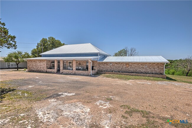 property at 5424 Kuykendall Springs Rd