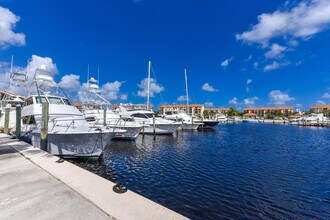 2401 Marina Isle Way in Jupiter, FL - Building Photo - Building Photo