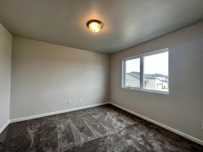 116 Marshall Lp in Bismarck, ND - Building Photo - Building Photo