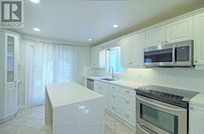 39A Wilmar Rd in Toronto, ON - Building Photo - Building Photo