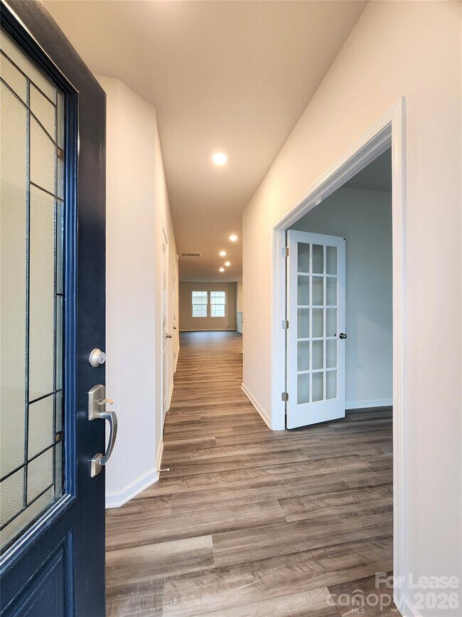 12736 Wandering Brook Dr in Charlotte, NC - Building Photo - Building Photo