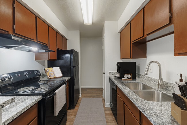 Thorntree in Houston, TX - Foto de edificio - Building Photo