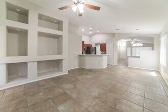8228 W Behrend Dr in Peoria, AZ - Building Photo - Building Photo