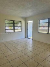 5649 SW 27th St in West Park, FL - Building Photo - Building Photo