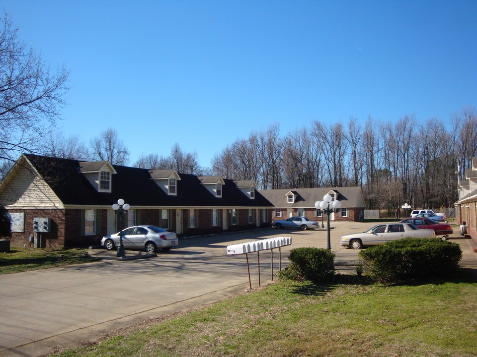 1311 N Church St, Unit E in Jonesboro, AR - Building Photo