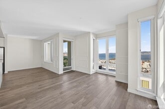 10 Innes Ct in San Francisco, CA - Building Photo - Building Photo