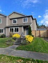 3436 Hoffman Hill Blvd in Dupont, WA - Building Photo