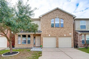 13119 S Bellaire Estates Dr in Houston, TX - Building Photo