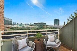 4 Canal Park in Cambridge, MA - Building Photo