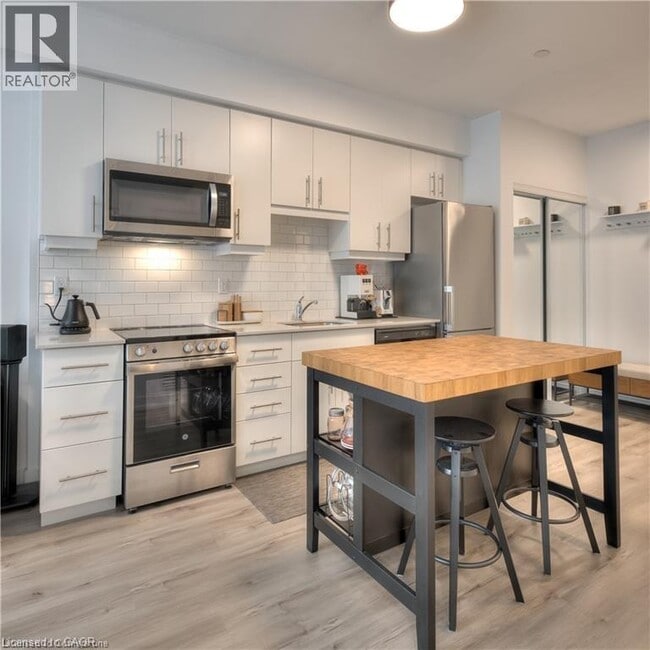 property at 243 Northfield Dr E