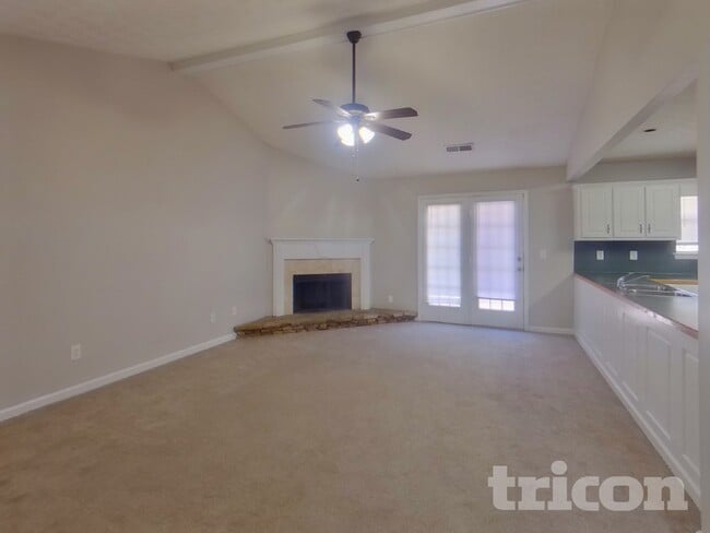 25 Dove Point Cir in Covington, GA - Building Photo - Building Photo