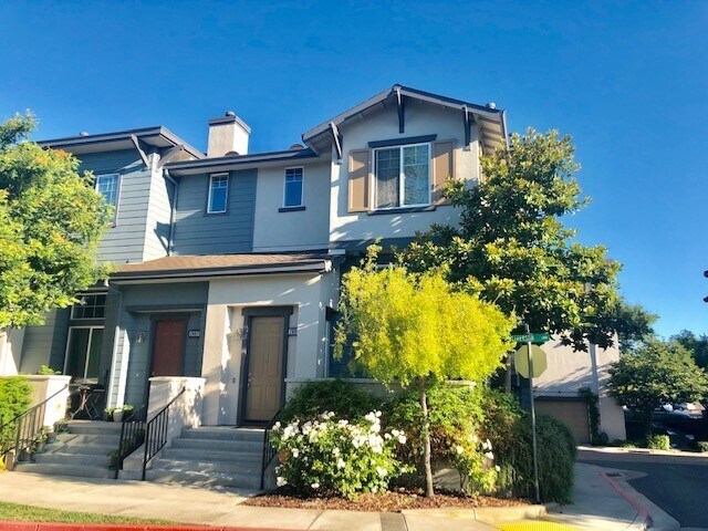 2809 Jefferson Ln in Concord, CA - Foto de edificio