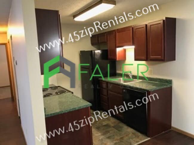 5125 Belle Isle Dr in Dayton, OH - Building Photo - Building Photo