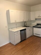 137 W 110th St, Unit 2-A in New York, NY - Building Photo - Building Photo