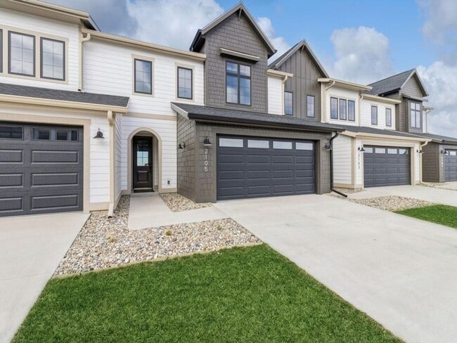 2007 Lacey Dr in Ames, IA - Building Photo - Building Photo