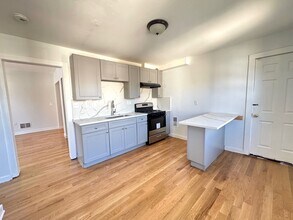43 Wilcock St in Boston, MA - Building Photo - Building Photo