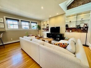 80 Waltham St, Unit 5 in Boston, MA - Building Photo - Building Photo