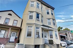 703 Nepperhan Ave in Yonkers, NY - Building Photo - Building Photo