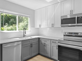 The Alcove of Turpin Hills in Cincinnati, OH - Building Photo