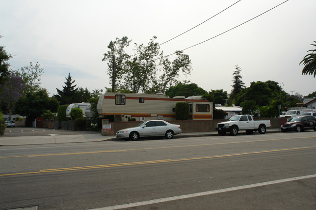 2717 De La Vina St in Santa Barbara, CA - Building Photo - Building Photo