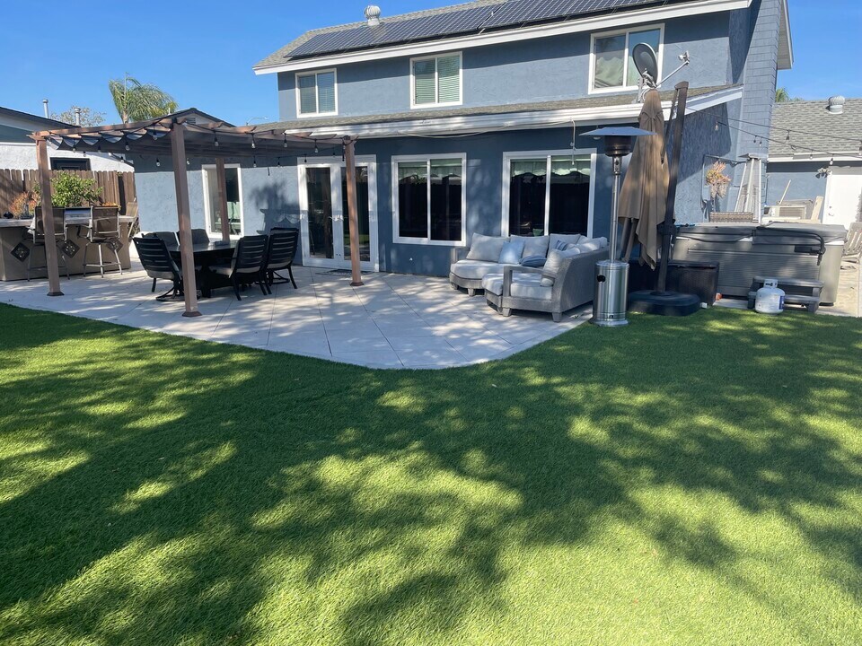 9212 Pennywood Rd in Santee, CA - Building Photo